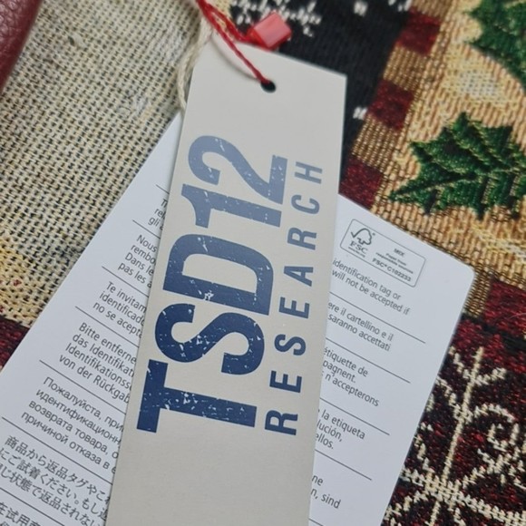 Genuine Red Clutch/Crossbody by TSD12 NWTs - Picture 4 of 11